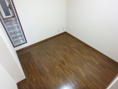 【洋室】 | フローレンス西宮Ⅰ | 落ち着いて過ごせるお部屋なので、寝室にいかがでしょうか