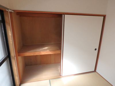 【収納】 | フローレンス西宮Ⅰ | 専用の収納スペースです