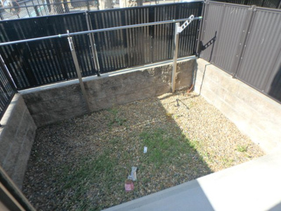 【庭】 | メゾン・クレールⅡ | 広い庭付き