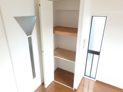 【収納】 | メゾン・ジュリアナ・モンド | 住空間を広々使える収納付きです