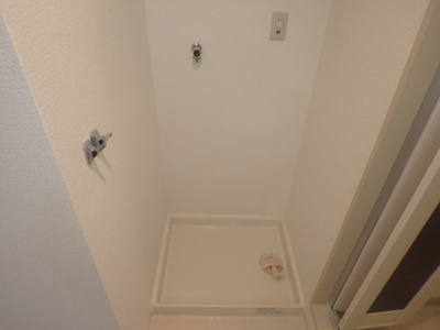 【設備】 | メゾンドール広田 | 室内洗濯機置場