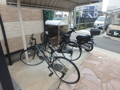 【その他共用部分】 | メモリアス西宮 | 駐輪スペースです