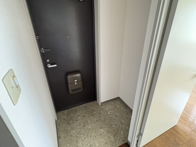 【玄関】 | リュミエール鶴田 | 玄関です