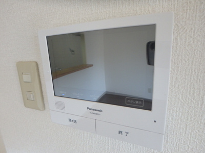 【セキュリティ】 | レグリス甲東園ＥＡＳＴ | 来客者の確認ができるモニターホン