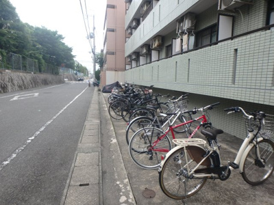 【その他共用部分】 | Ｒｏｙａｌｅ離宮西宮 | 駐輪スペースです