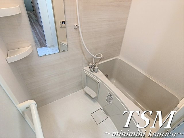 アンベリールメゾンの浴室|浴室乾燥機付き