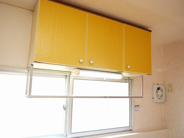 学園南ハイツの収納