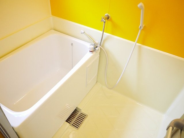 学園南ハイツの浴室