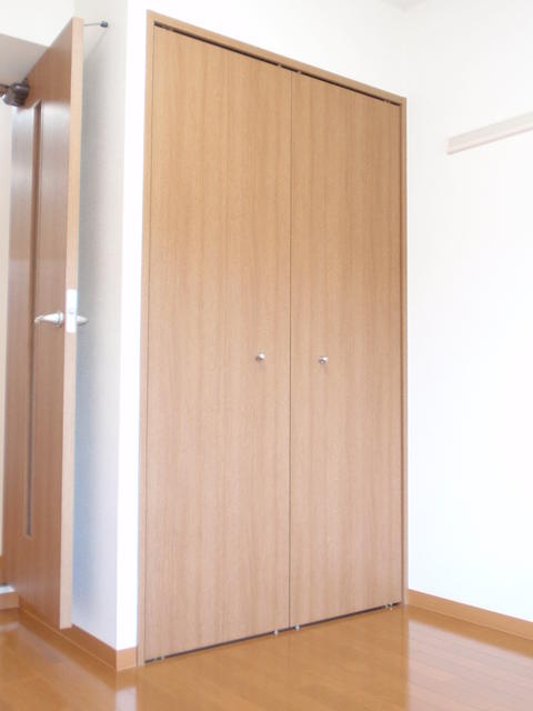 パインワン生田の寝室