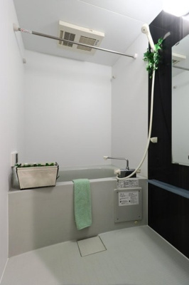 【浴室】 | ＬＡＰｉＳ本郷 | 家具・小物はイメージです