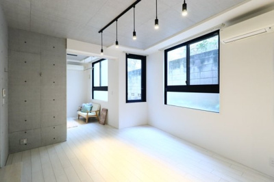 【居間・リビング】 | ＬＡＰｉＳ本郷 | 家具・小物はイメージです