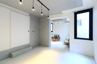 【居間・リビング】 | ＬＡＰｉＳ本郷 | 家具・小物はイメージです