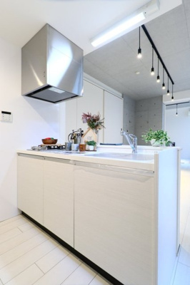 【キッチン】 | ＬＡＰｉＳ本郷 | 家具・小物はイメージです