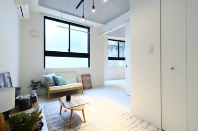 【洋室】 | ＬＡＰｉＳ本郷 | 家具・小物はイメージです