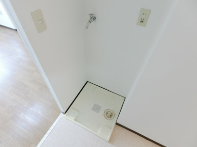 【設備】 | プリオーレコウベ | 室内洗濯機置き場
