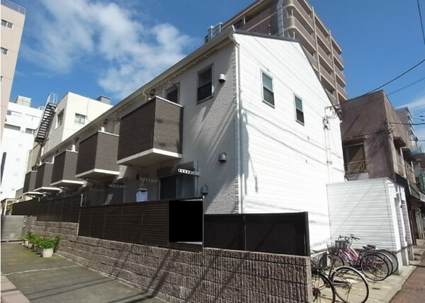 アンシャンテの外観