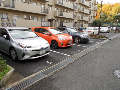 【駐車場】 | メゾン千里丘O棟