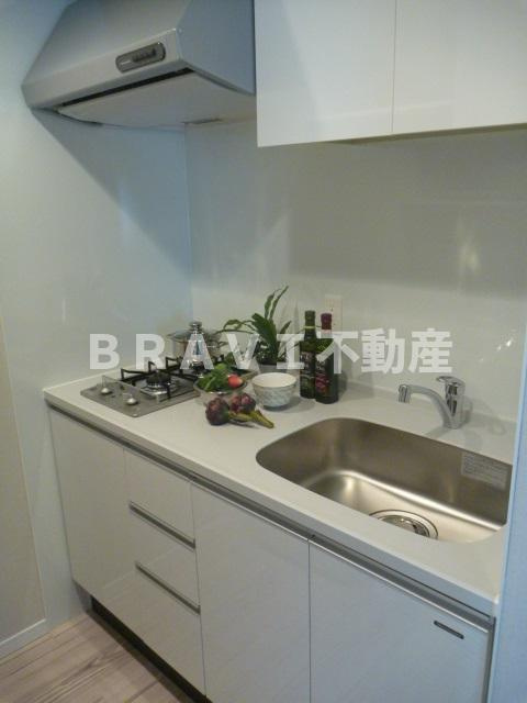 パークアクシス心斎橋　BRAVI不動産のキッチン|【パークアクシス心斎橋】キッチンでお料理をお楽しみください
