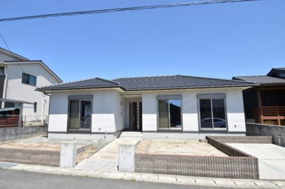 【外観】 | ◆牛窓町戸建◆海近く◆築浅◆リゾート◆別荘利用◆ | 落ち着いた雰囲気の外観です