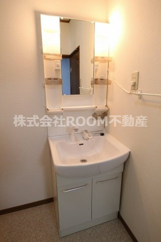 ファイン21の洗面所|広い洗面スペース
