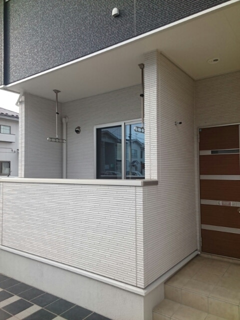 ツインNの玄関