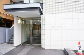 【エントランス】