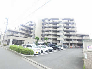 【外観】 | 総戸数６７戸、平成３年９月築、管理人は日勤勤務につき管理体制良好です♪