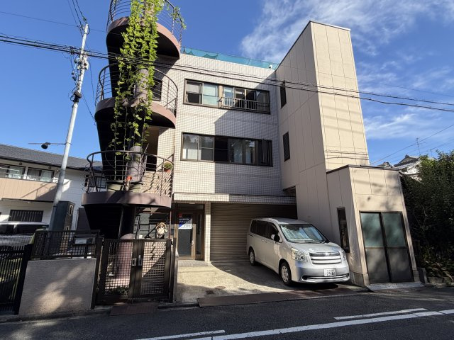 鈴木事務所