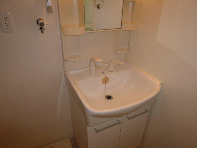 ノールヴィラージュの独立洗面台|洗髪洗面化粧台