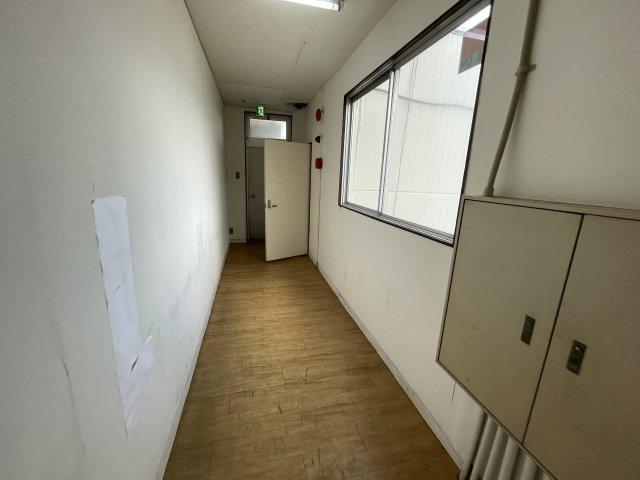 コーポシンコーのロビー