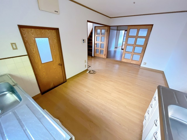 【居間・リビング】 | 内本町2丁目貸家