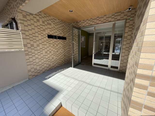 【エントランス】