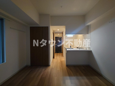 【居間・リビング】 | プレサンス久屋大通公園エアリー | ゆったり過ごせる居間です