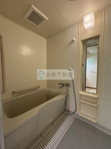 目白台ガーデンの浴室