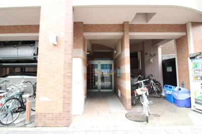 【エントランス】 | ユニバーサル海老江