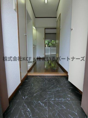 ハビタット351の玄関|落ち着いた玄関です