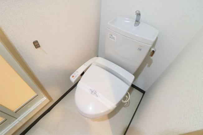 【トイレ】 | リファレンス祇園 | コンパクトで使いやすいトイレです