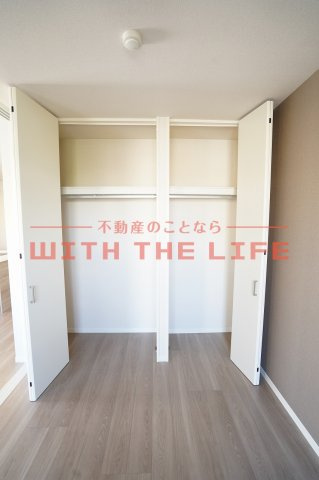ネクステージ本町【キャッシュバック対象物件】の収納|こまごまとしたものを収納できそうですね