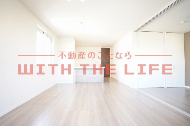 ネクステージ本町【キャッシュバック対象物件】の内装|明るい室内です
