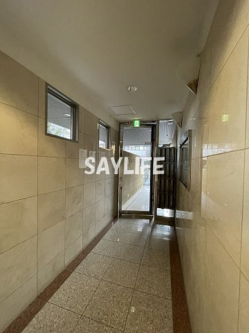 ベルシティ鶴見のロビー