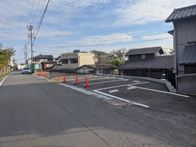  | 三ツ谷町駐車場T