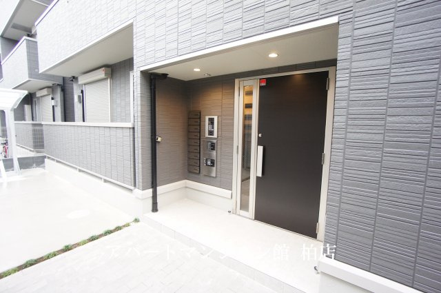 CASA　DOSのエントランス