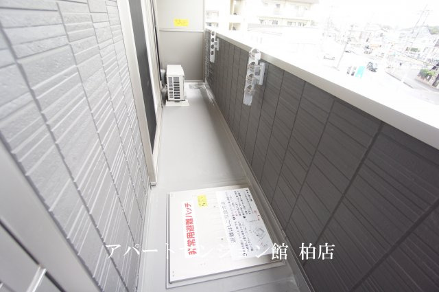 CASA　DOSのバルコニー