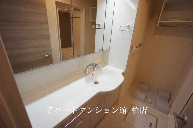 CASA　DOSの独立洗面台