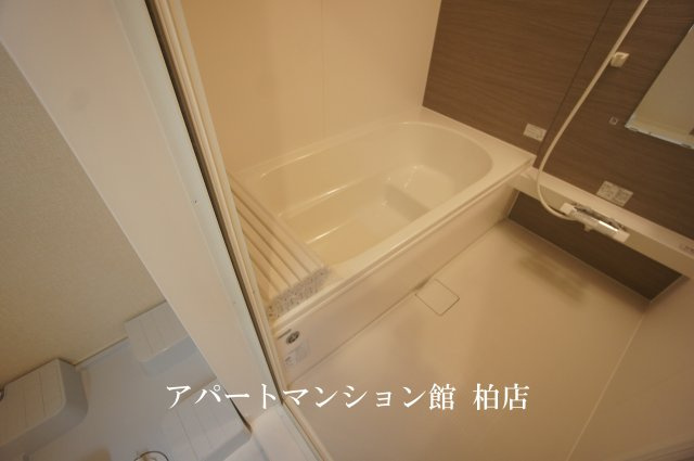 CASA　DOSの浴室