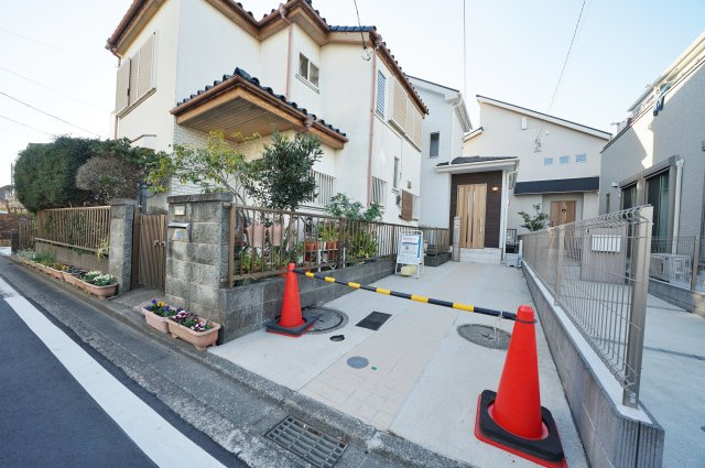 【瀬谷区阿久和西２丁目41-10新築戸建て】★仲介手数料無料★（原小学校・原中学校）の外観