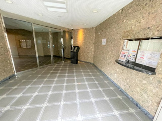 【エントランス】 | 安全に配慮されたオートロックマンションです♪室内ＴＶモニタ付インターホンで来訪者を確認できます