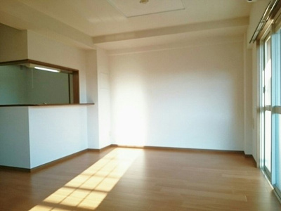 【居間・リビング】 | カイラス・ドルフ