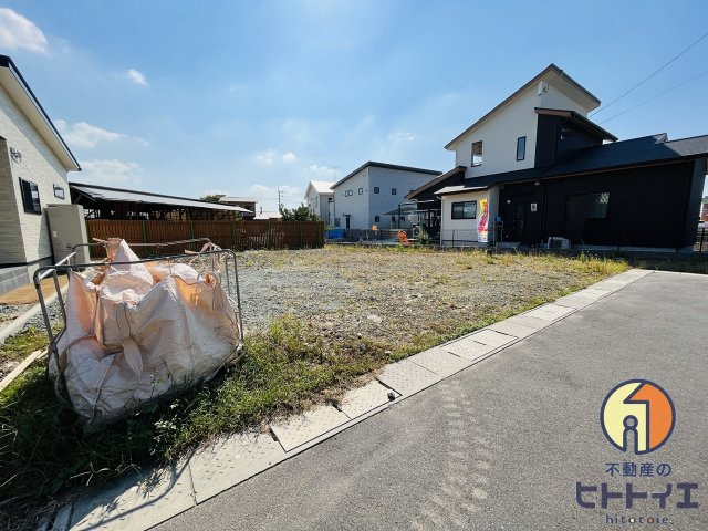 吉田YKタウンの前面道路含む現地写真