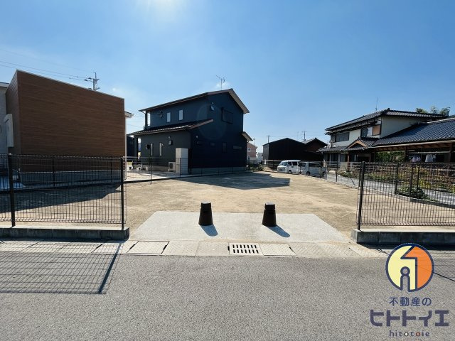 吉田YKタウンの前面道路含む現地写真